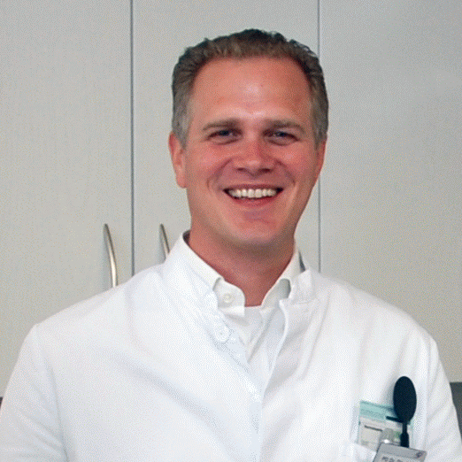 PD Dr. med. Sven Dinslage